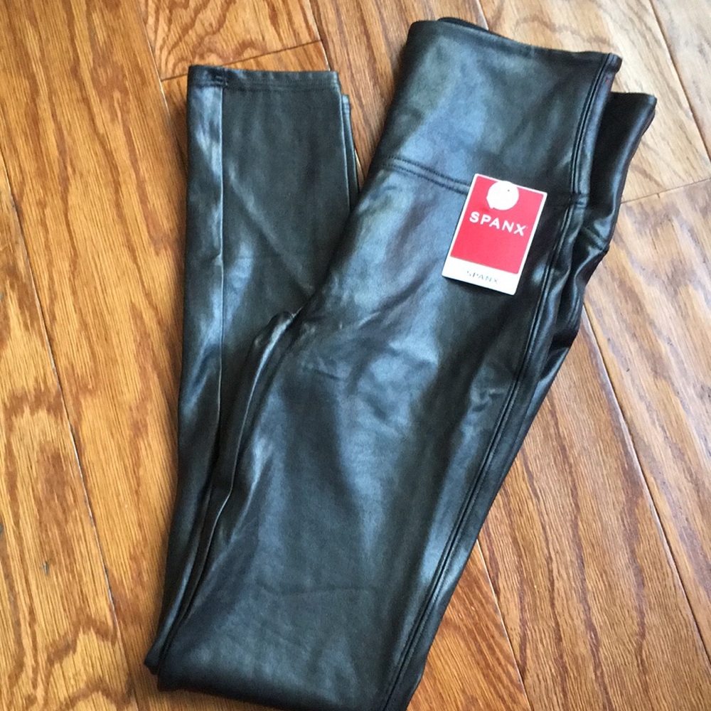 New spanx faux leather leggings black